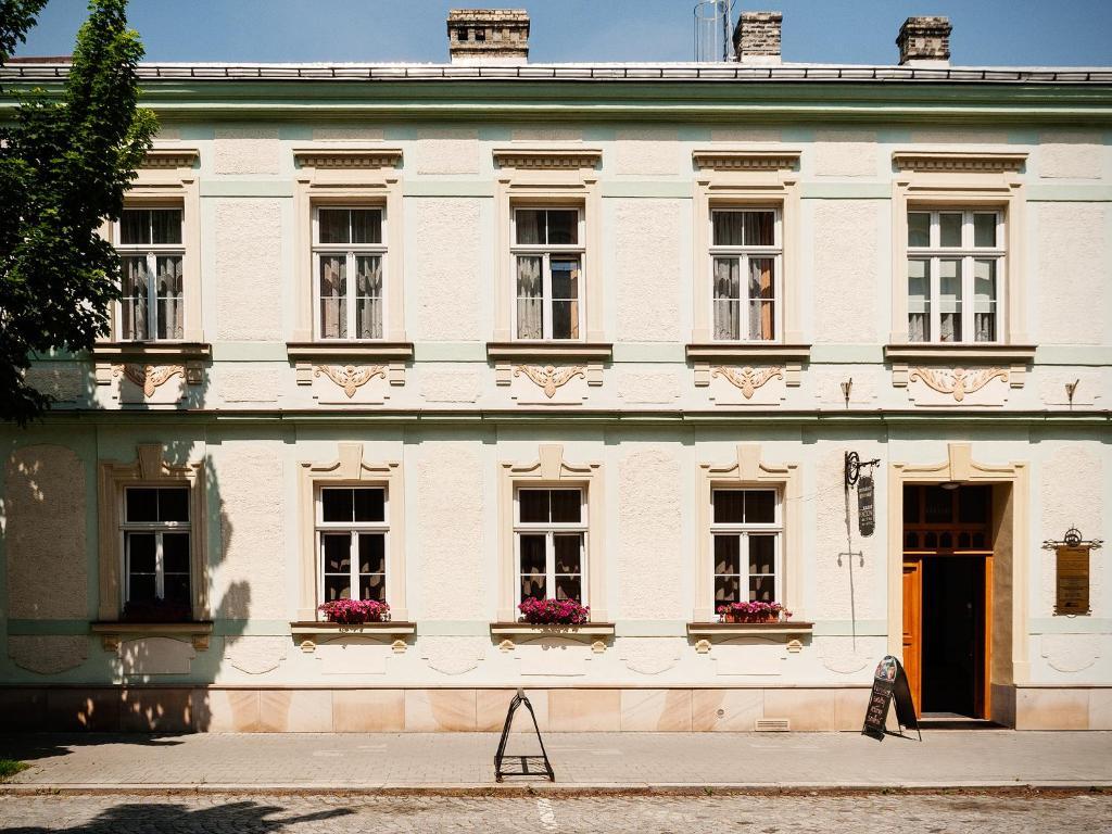 Penzion Maly Val Kroměříž Buitenkant foto